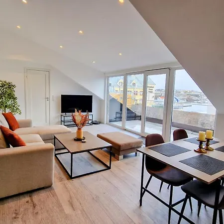 Apartment Lovely 2-bedroom Loft With Panoramic View.