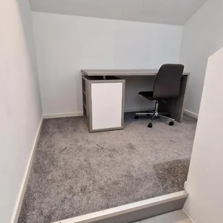 Lovely 2-bedroom Loft With Panoramic View. Διαμέρισμα *